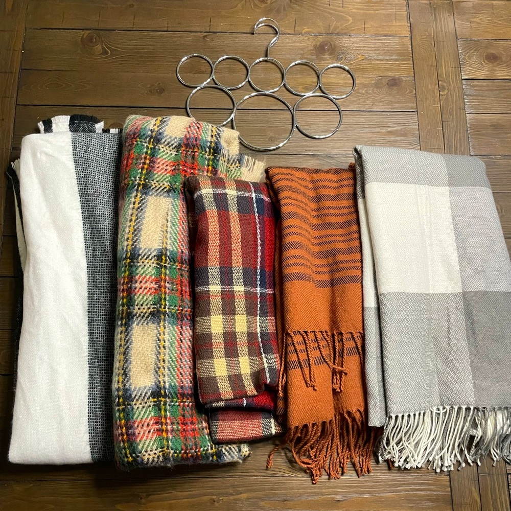 Scarf collection with scarf hanger